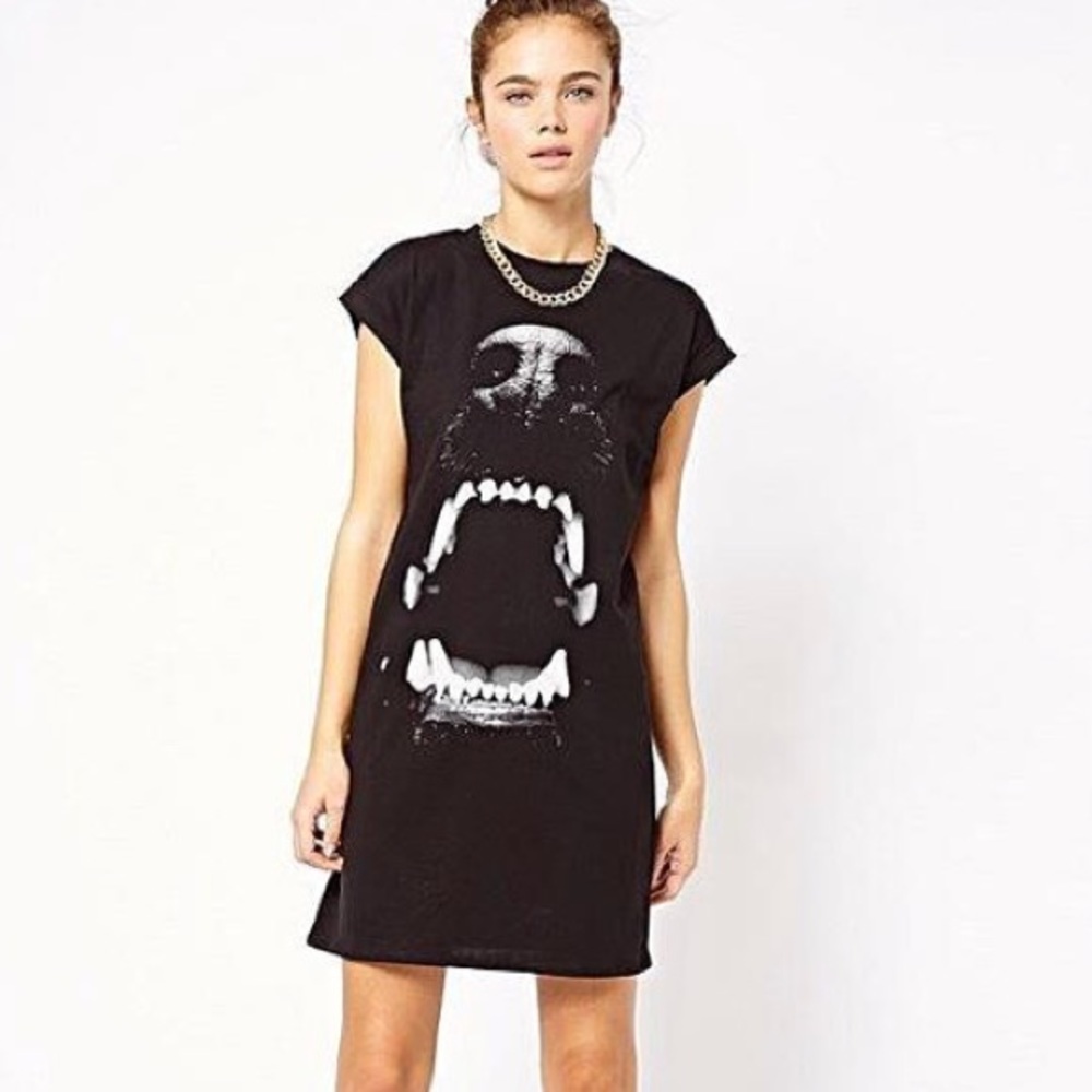 Long tee shirt with wolf print
